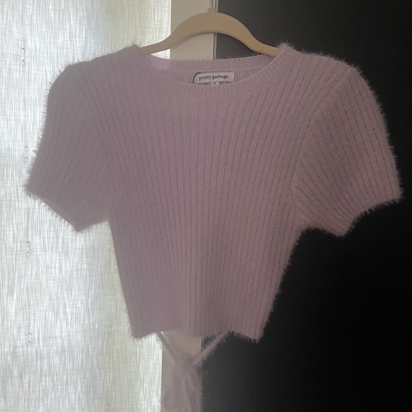 Tops - Pretty Garbage Purple knit top!